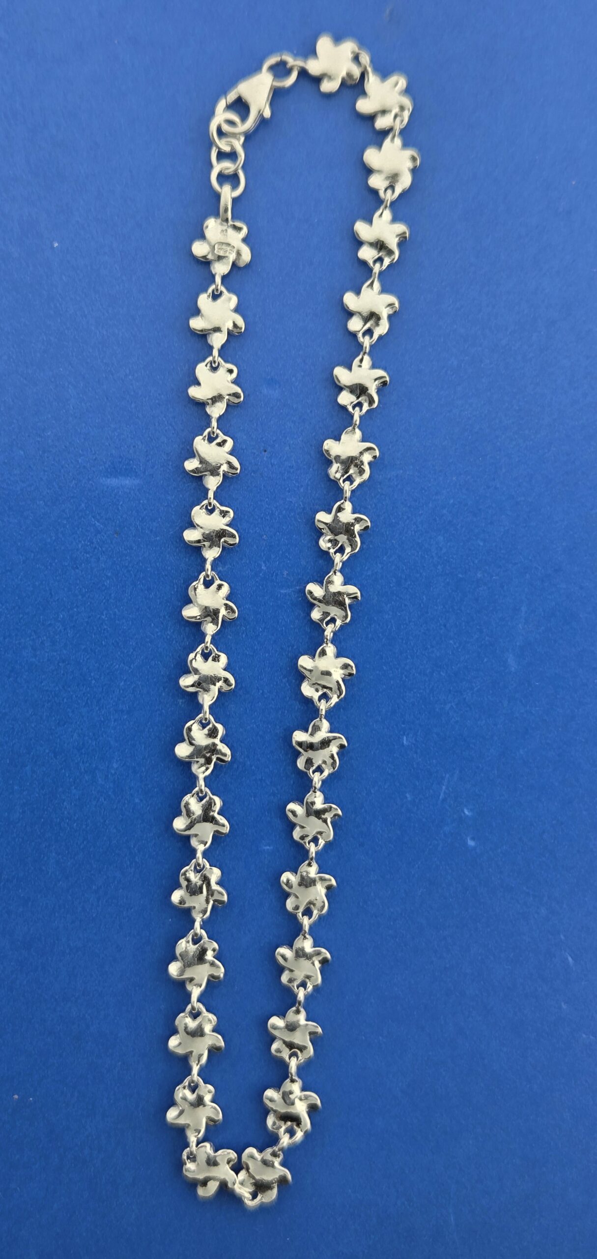 Alamea Plumeria Anklet, Sterling Silver 6 Alamea Plumeria Anklet, Sterling Silver - Image 6