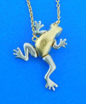 14k frog necklace 3d
