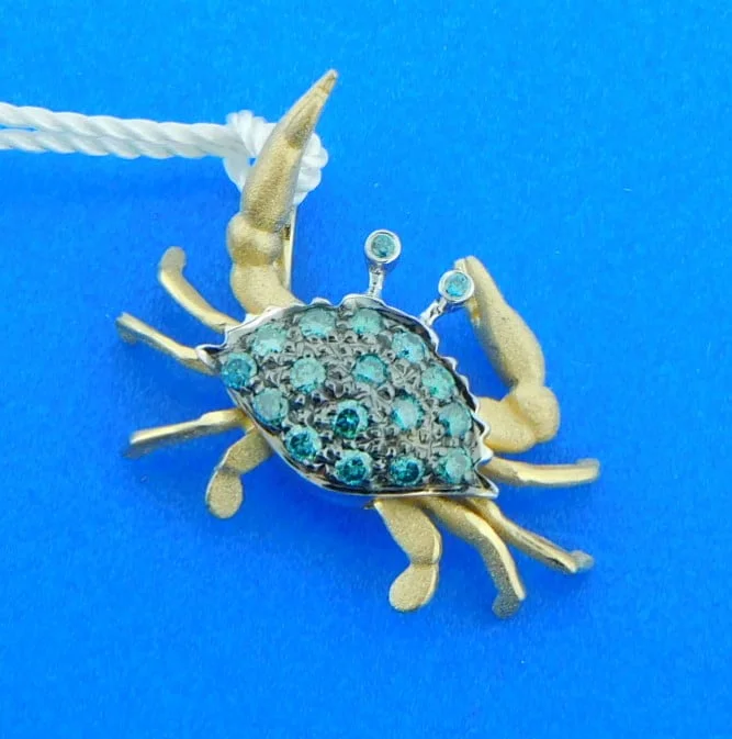 Denny Wong Blue Diamond Crab Pendant, 14K 2-Tone 5 Denny Wong Blue Diamond Crab Pendant, 14K 2-Tone - Image 5
