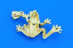 14k frog pendant