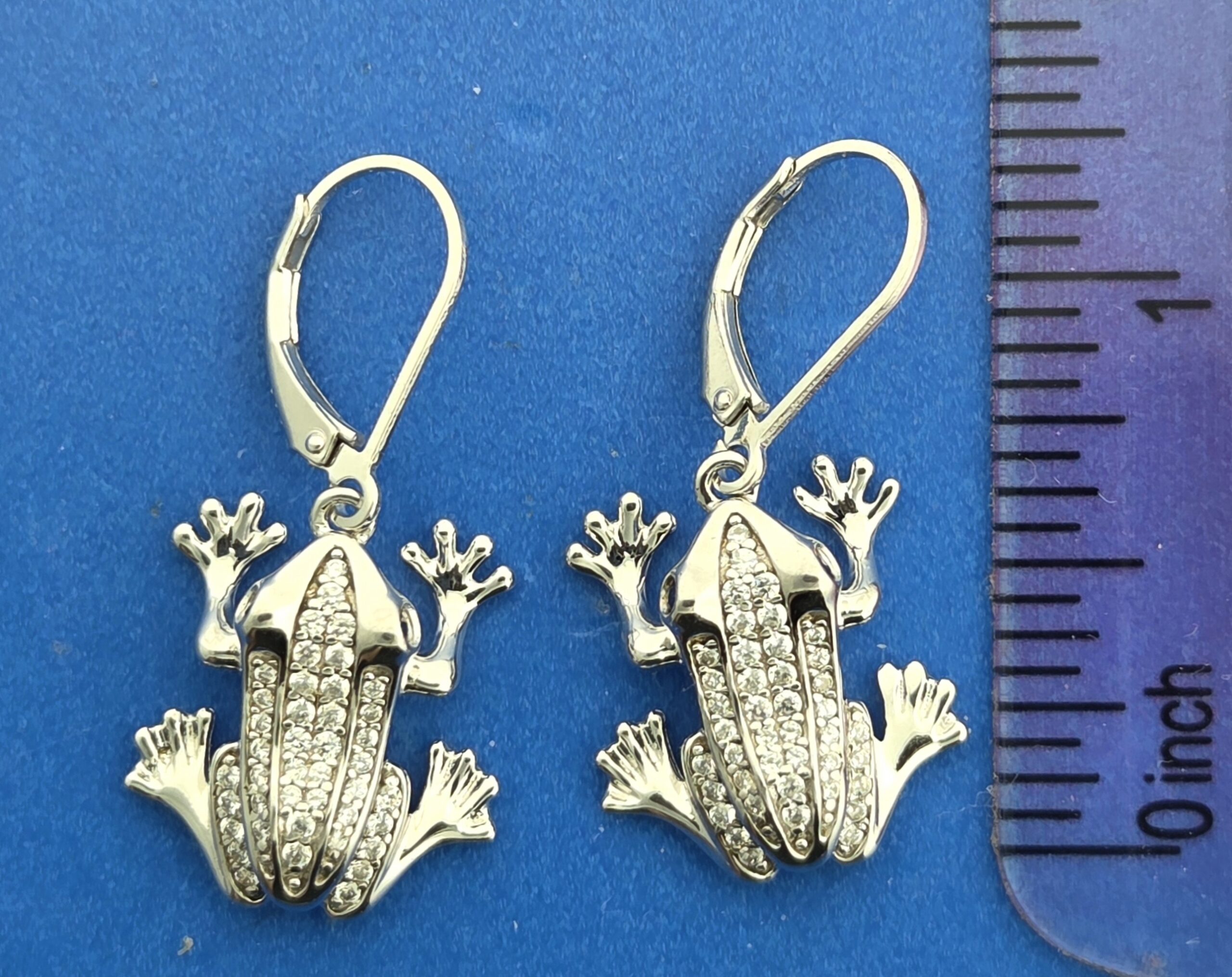 Alamea Frog Earrings, Sterling Silver 4 Alamea Frog Earrings, Sterling Silver - Image 4