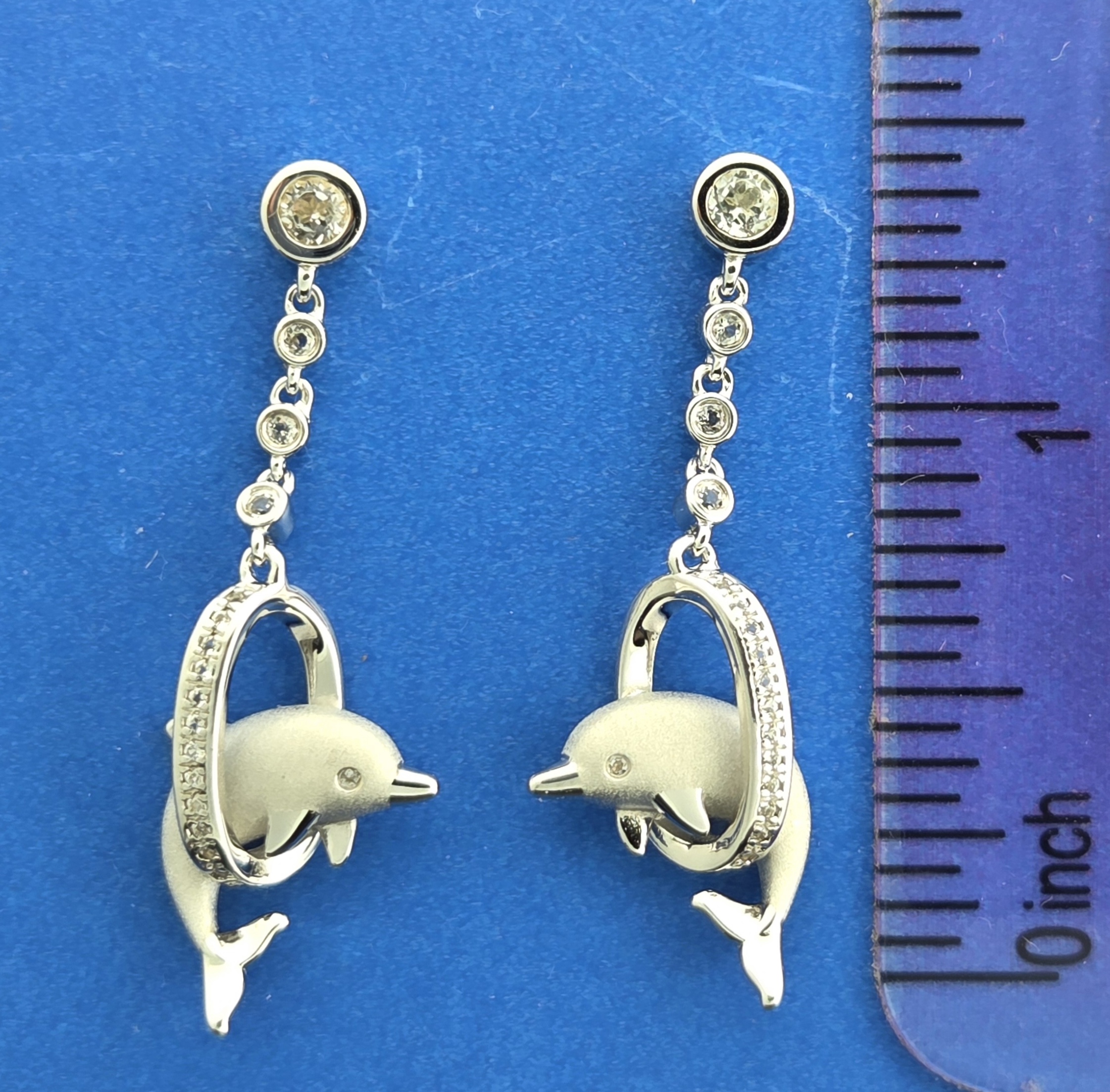 Alamea Dolphin Hoop Earrings, Sterling Silver 6 Alamea Dolphin Hoop Earrings, Sterling Silver - Image 6