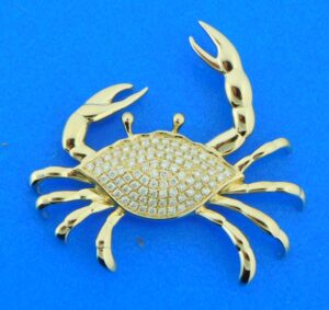 14k diamond blue crab pendant