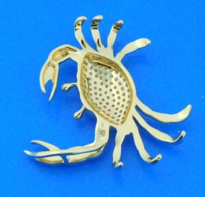 14k diamond blue crab pendant