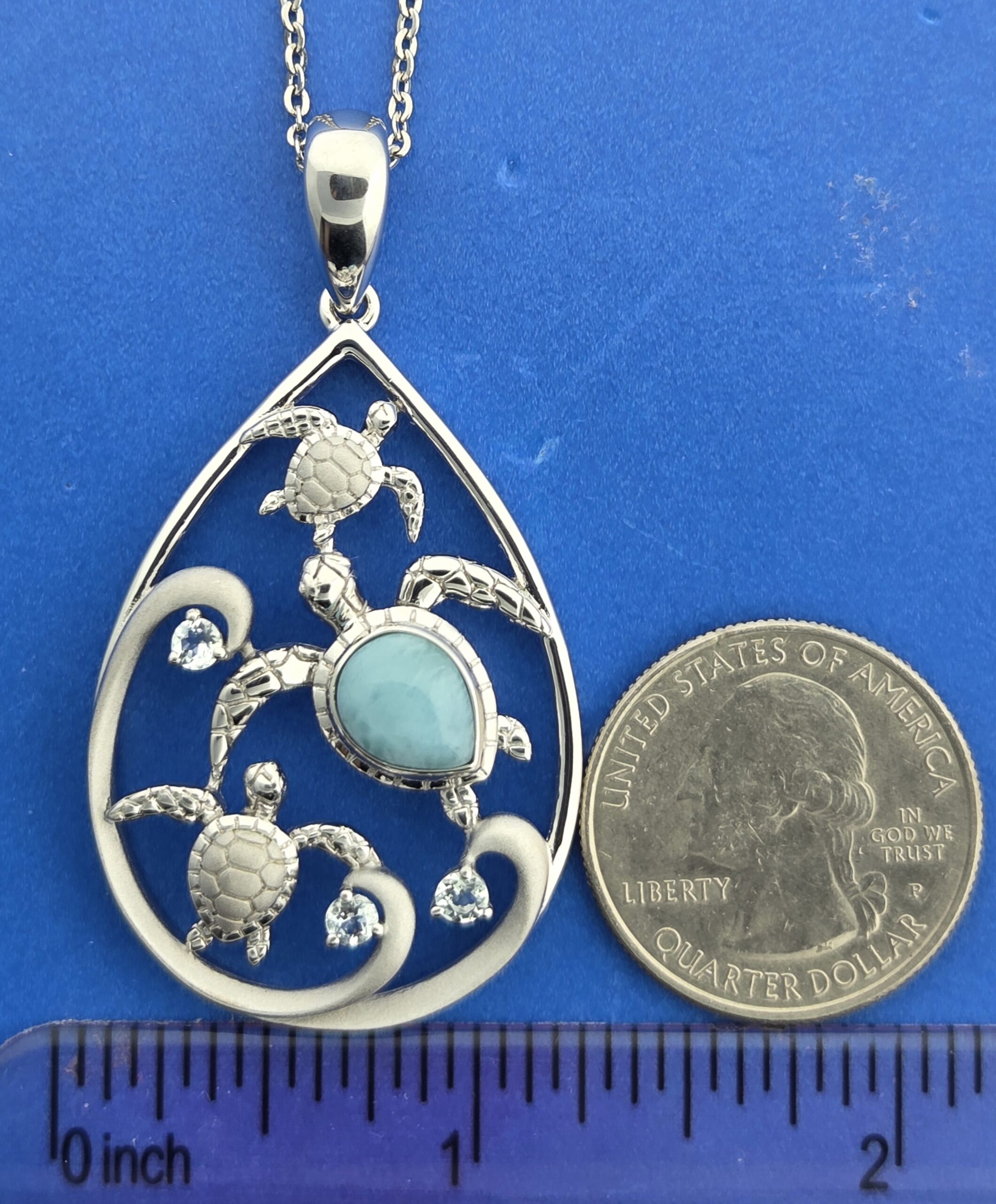 Alamea Sea Turtle Sea Life Pendant, Sterling Silver & Aquamarine 4 Alamea Sea Turtle Sea Life Pendant, Sterling Silver & Aquamarine - Image 4