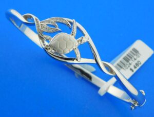 sterling silver sea turtle bangle bracelet