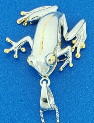 sterling silver tree frog 2d pendant