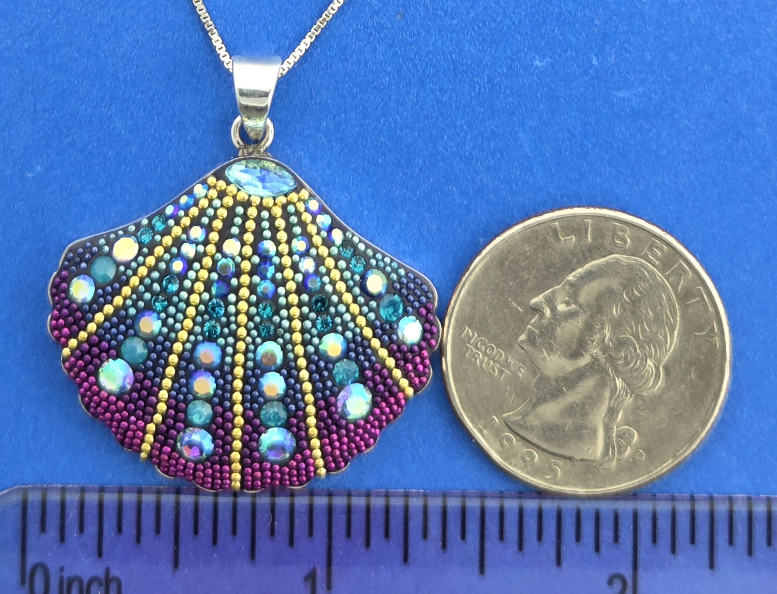Mosaico Scallop Shell Pendant, Sterling Silver 4 Mosaico Scallop Shell Pendant, Sterling Silver - Image 4