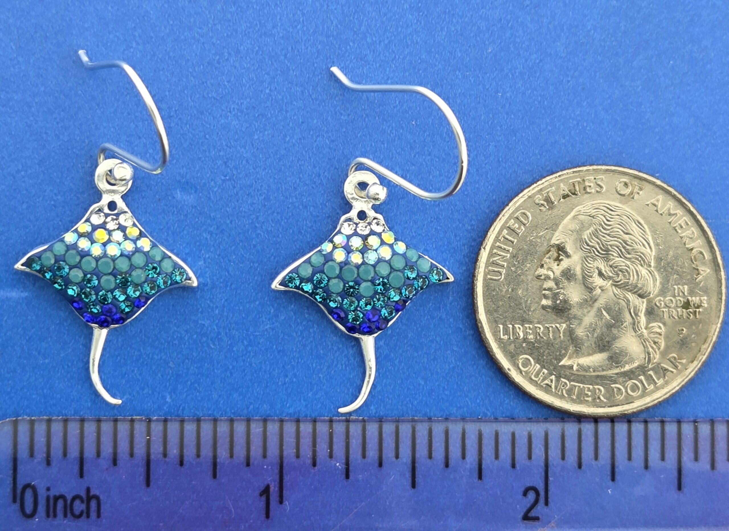 Mosaico Flying Manta Ray Earrings, Sterling Silver 4 Mosaico Flying Manta Ray Earrings, Sterling Silver - Image 4