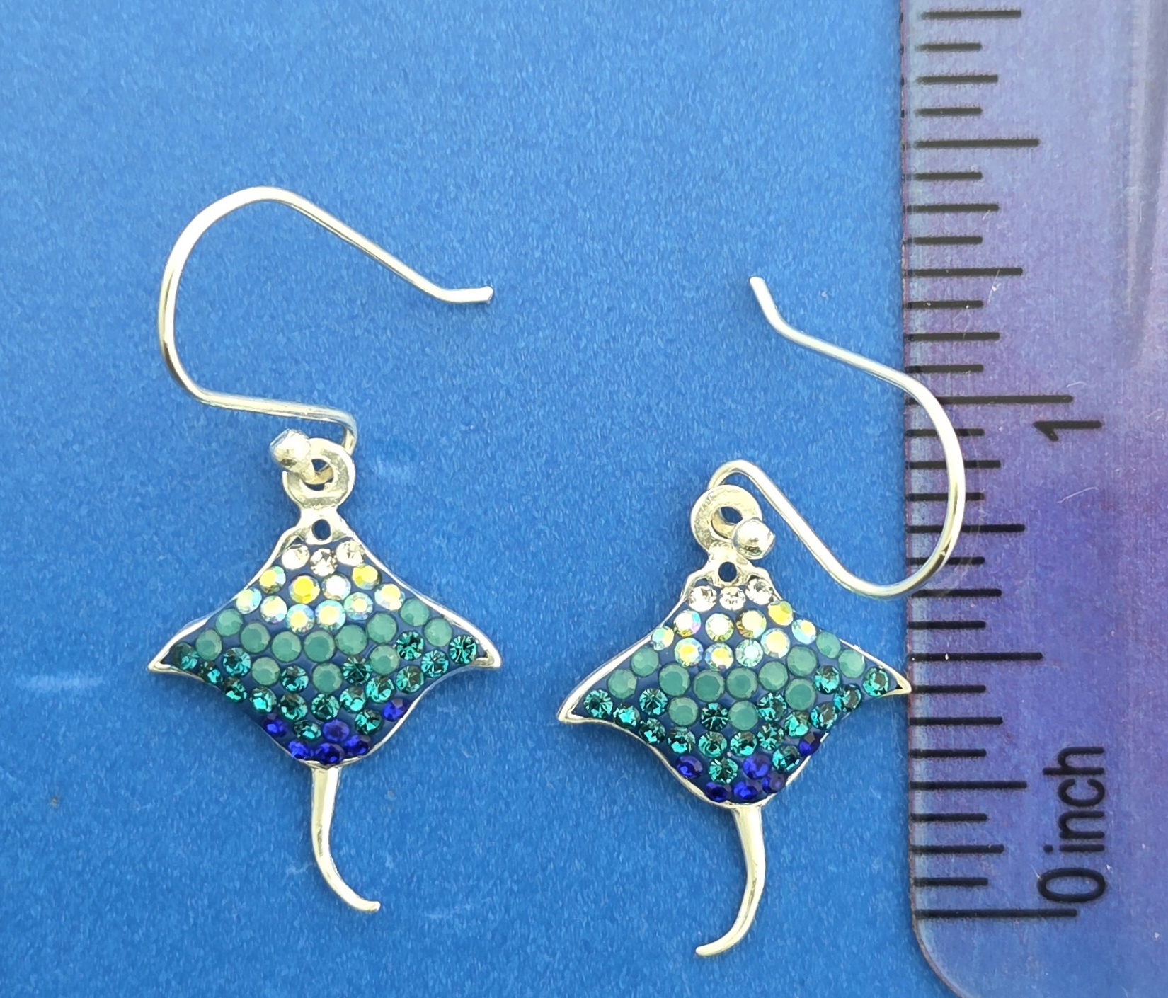 Mosaico Flying Manta Ray Earrings, Sterling Silver 5 Mosaico Flying Manta Ray Earrings, Sterling Silver - Image 5